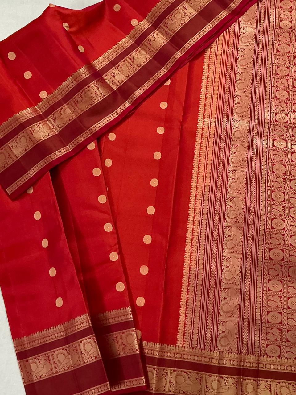 No Zari Kanjivaram Silk : Earthy Red & Wine Maroon