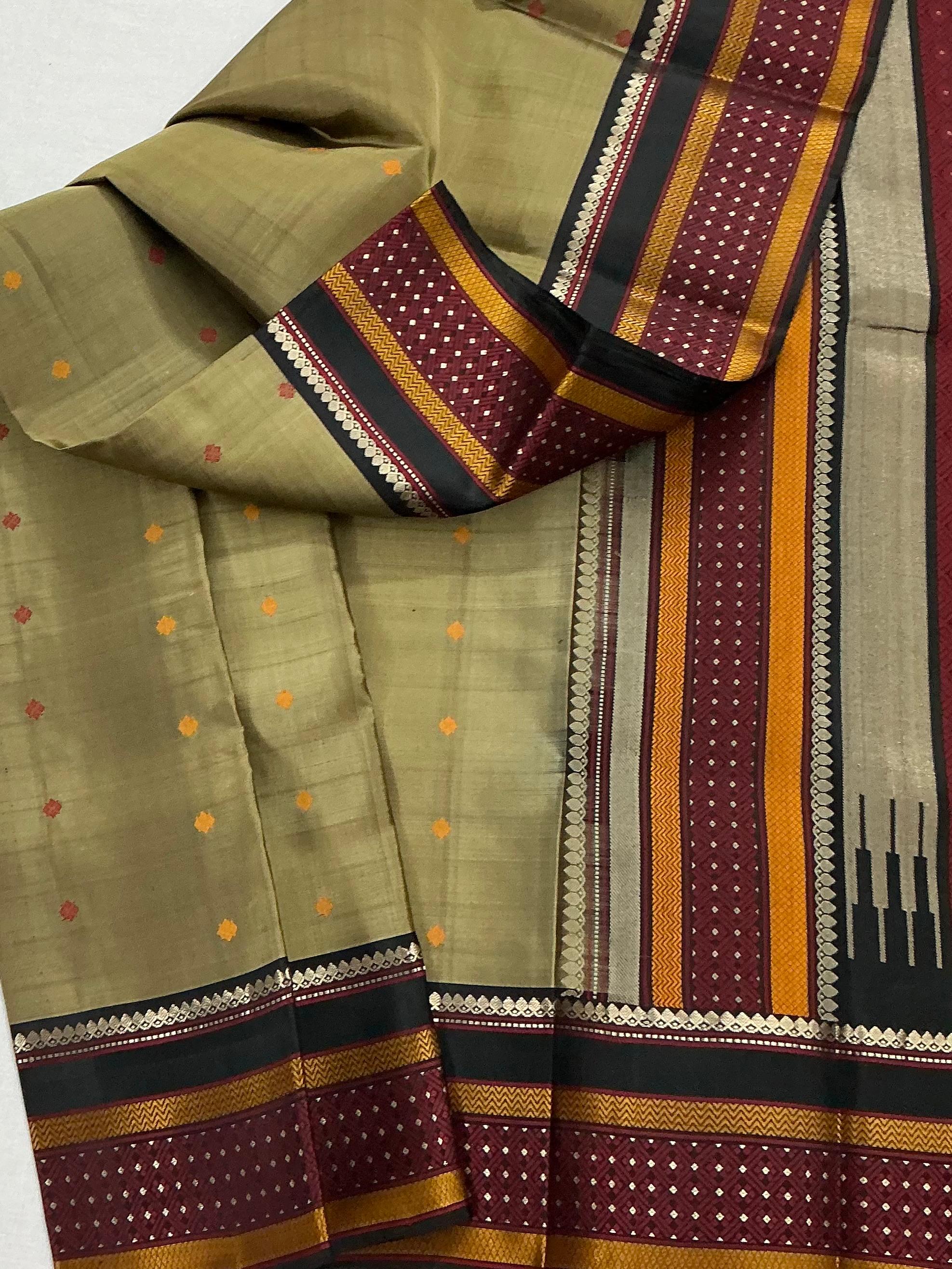 No Zari Kanjivaram Silk : Khakhi & Black