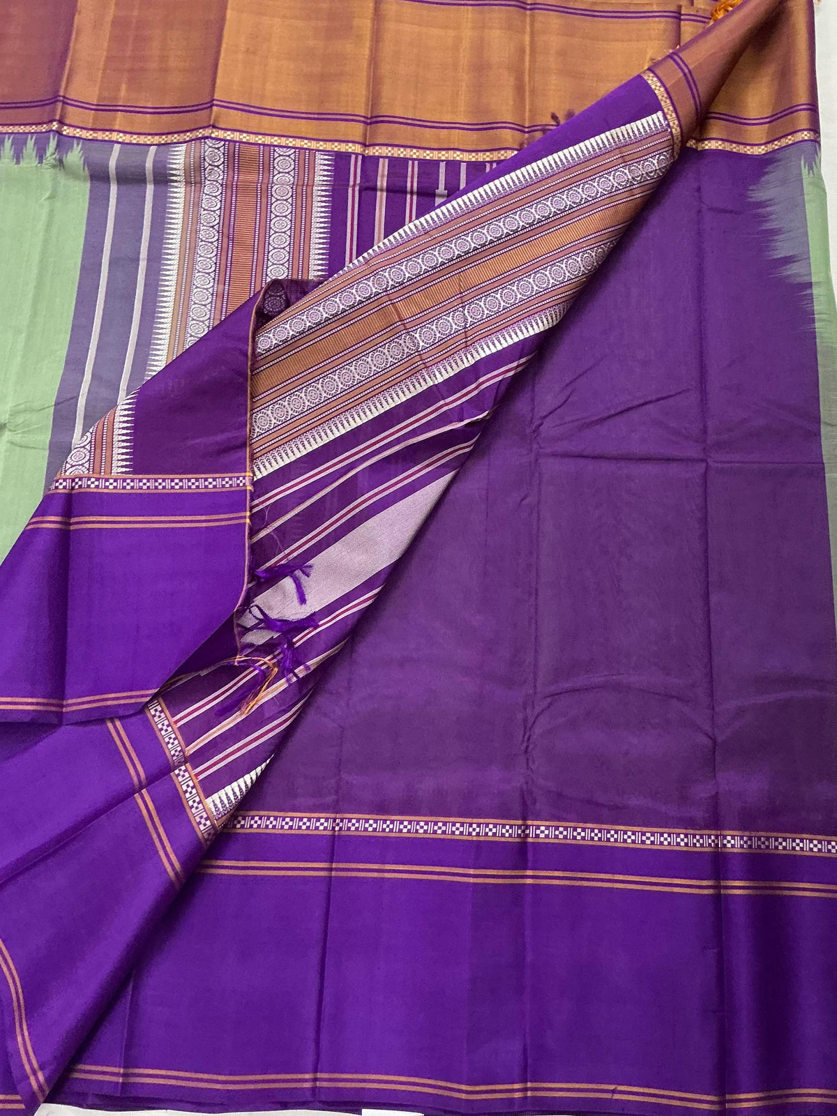 Handwoven Kanchi cotton with Silk borders Korvai : Mint Green + Ganga Jamuna