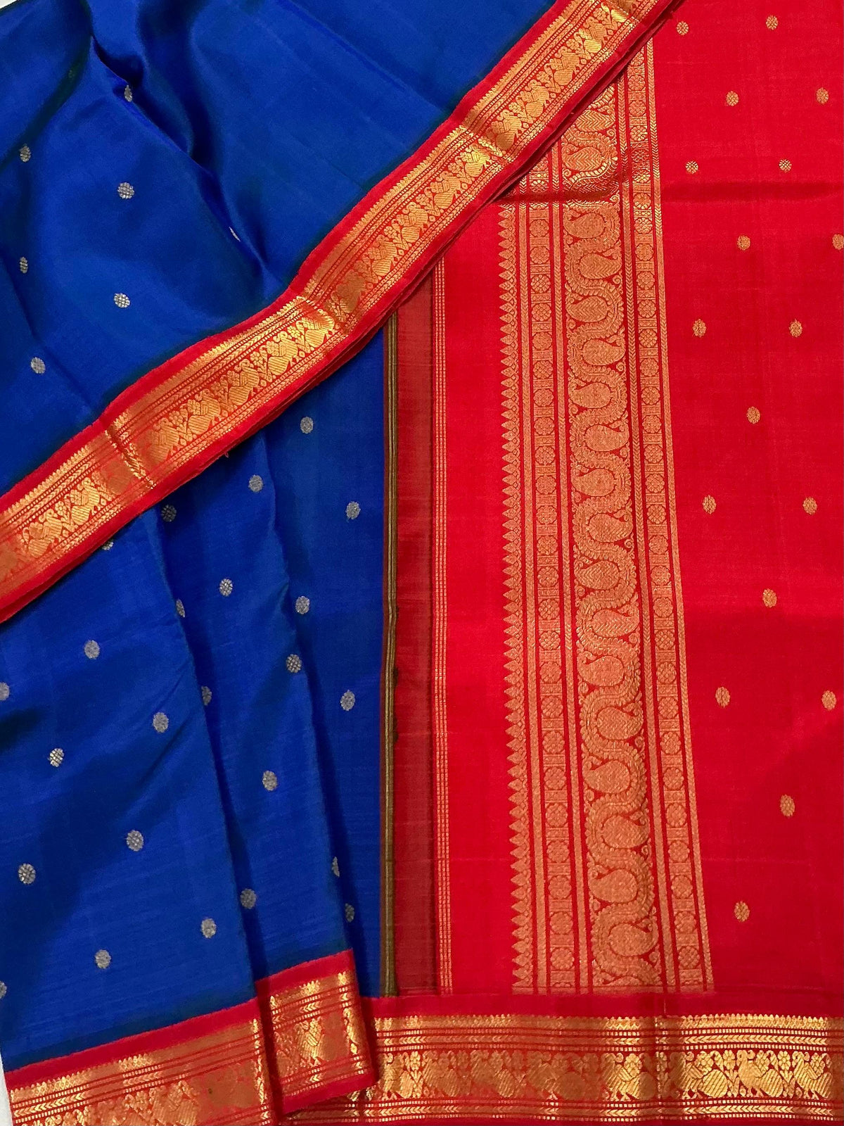 Maathey : Small border Korvai Kanjivaram Silk (Peacock blue & Red)