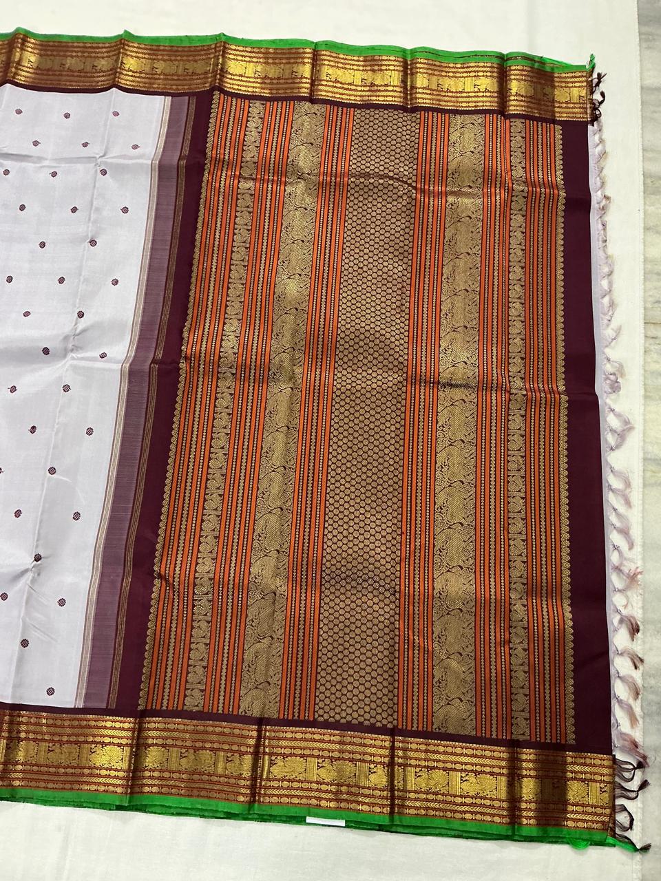 MYTHILI : Eiyam + Brown