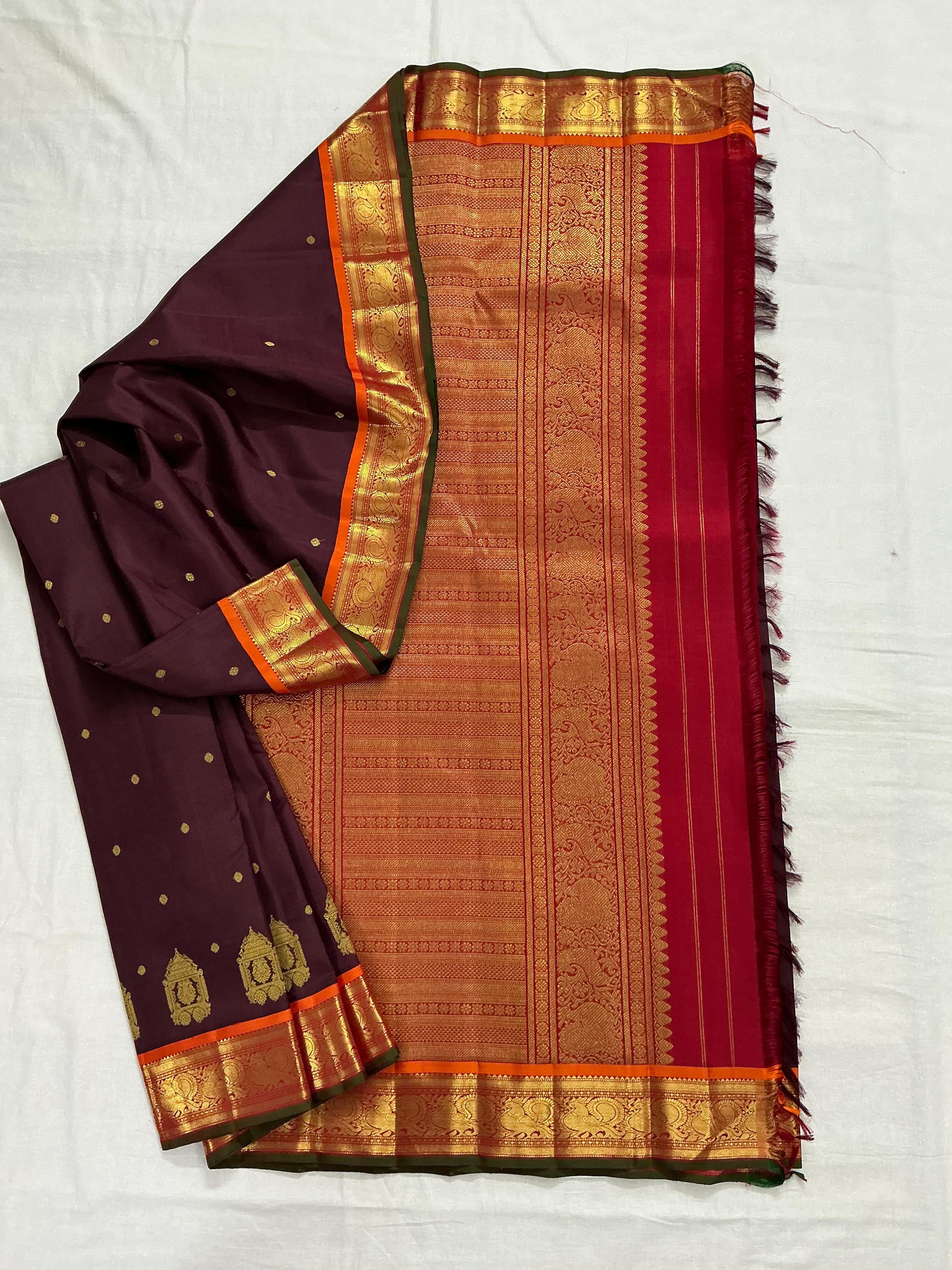 MYTHILI : Vintage Korvai Kanjivaram with Beetu Buttas