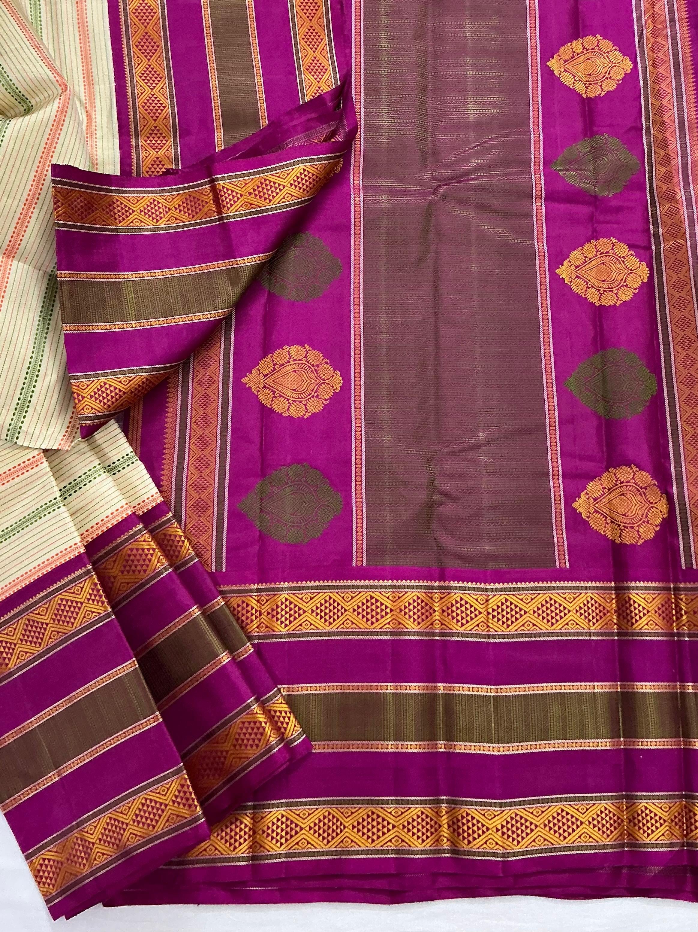 No Zari Korvai Kanjivaram Silk (Faint butterscotch)