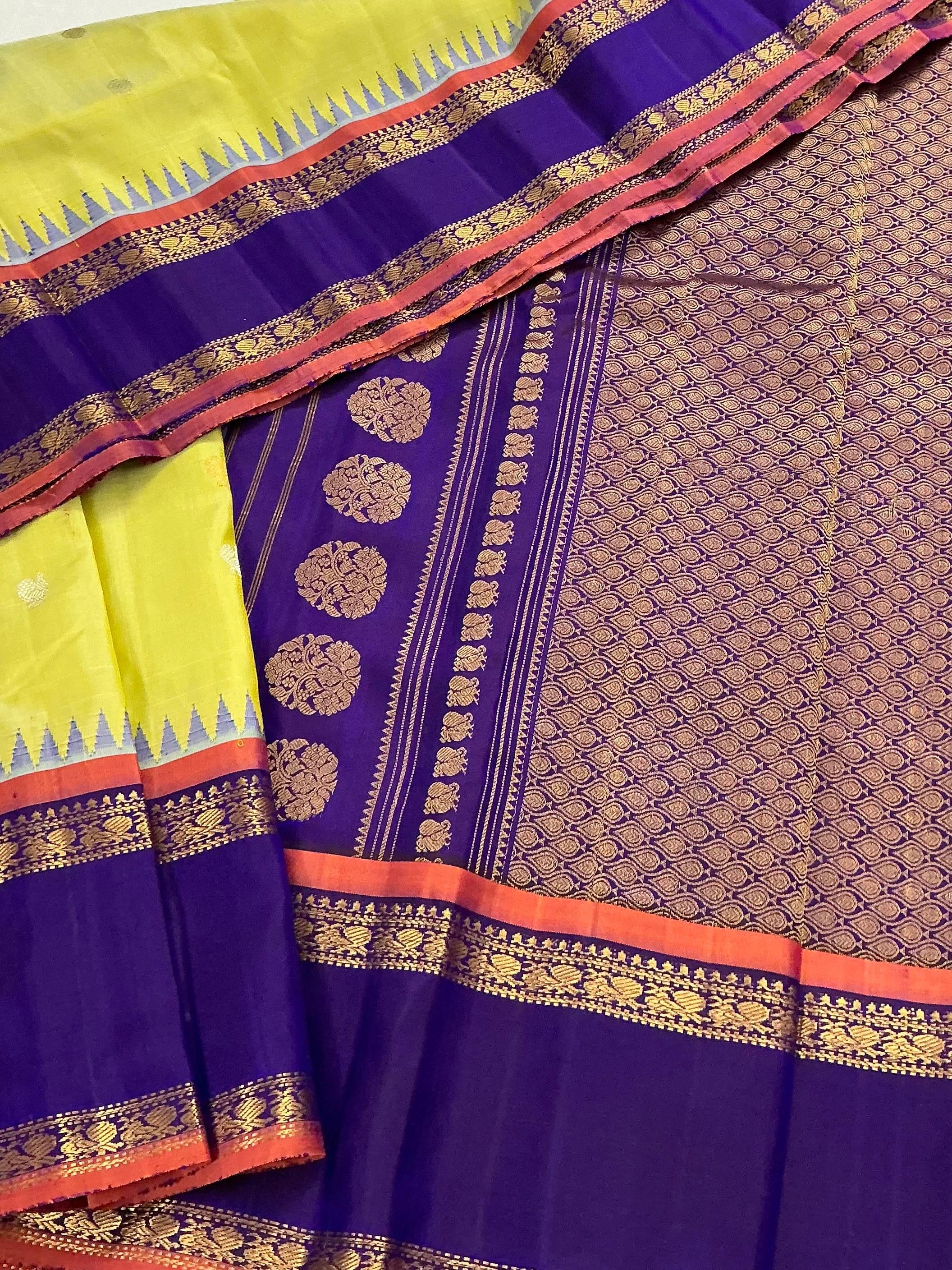 Kuttu Gadwal Silk