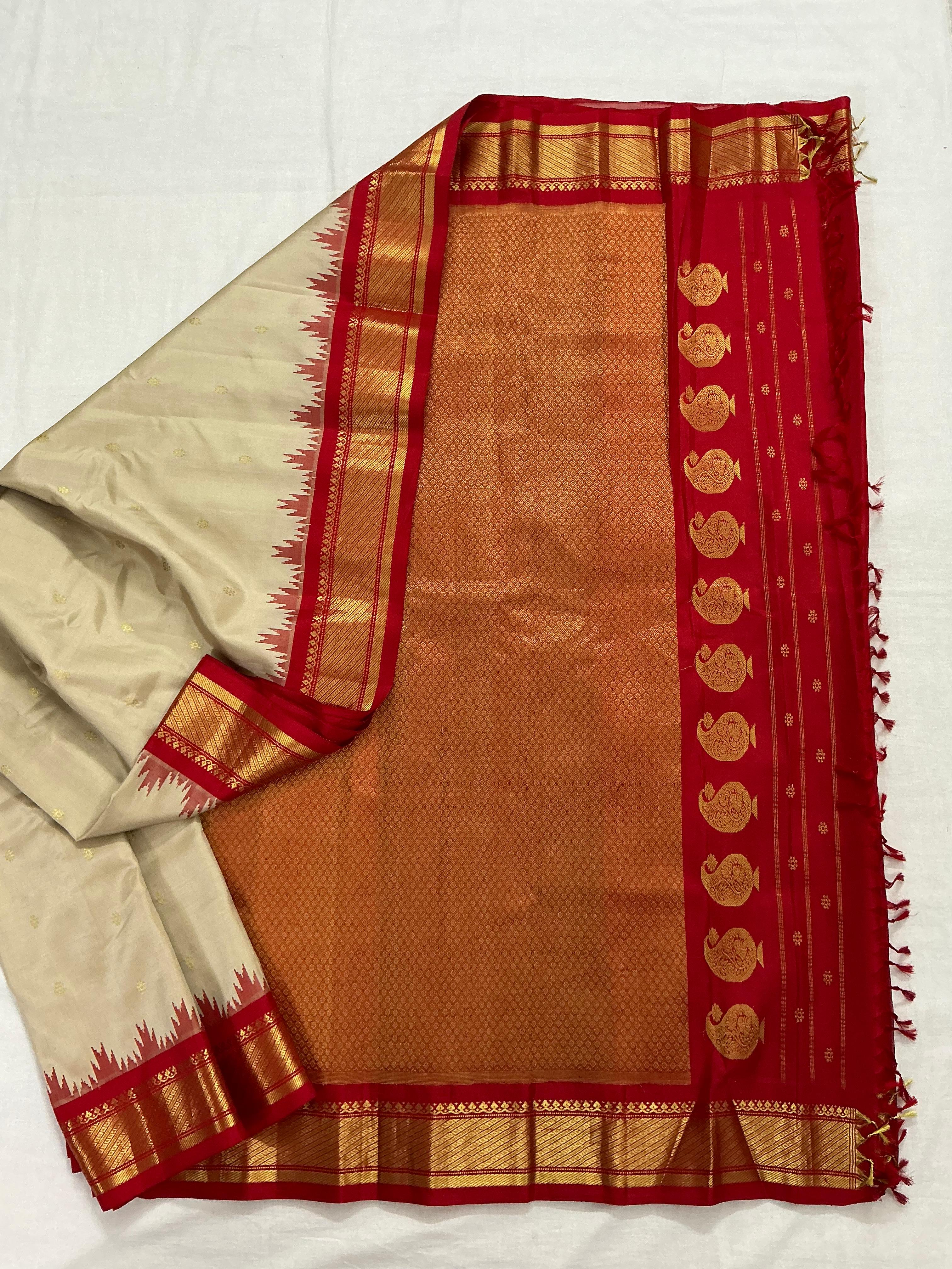 Kuttu Gadwal Silk